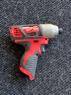 milwaukee 1/4 hex driver