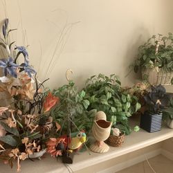 Decorative items 