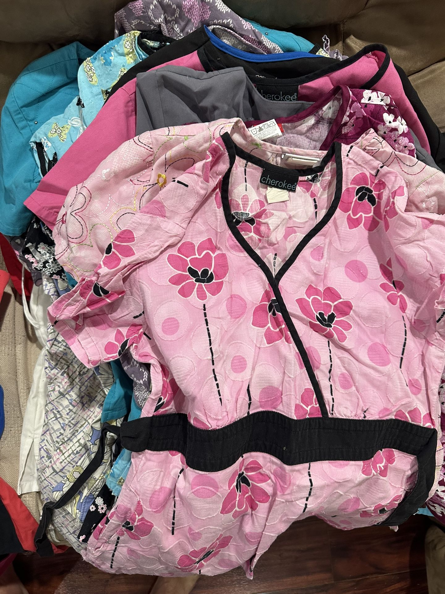 Scrubs Size Small Tops & Bottoms