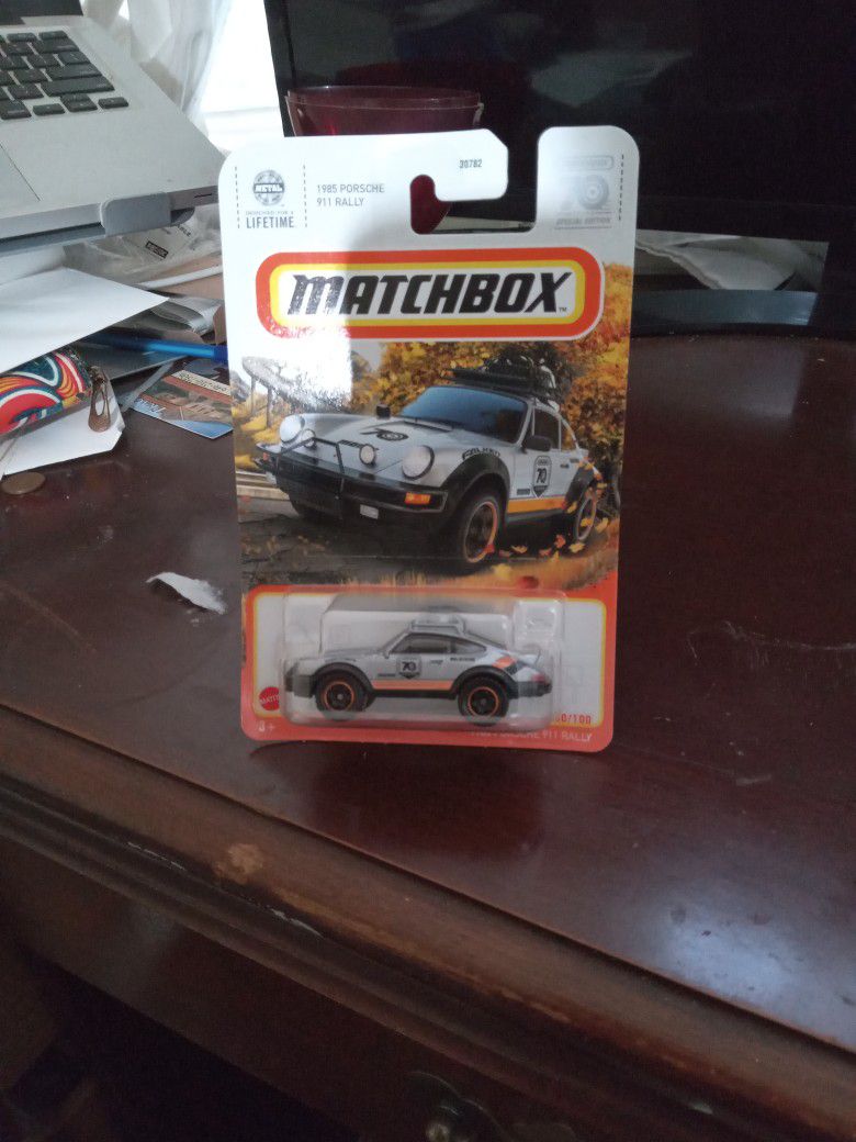 Matchbox 1985 porsche rally Limited edition.