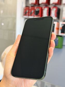 iPhone 13 Unlocked for any carrier 128gb