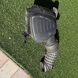 Camaro SS 2022 OEM AIR INTAKE 