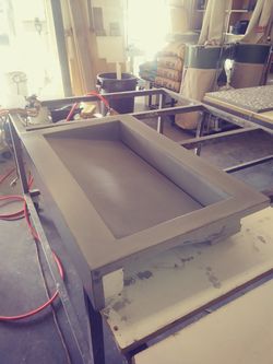 Custom concrete Coutertops