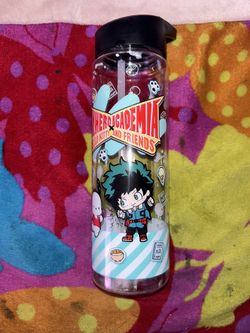 Sanrio Hello Kitty and Friends x My Hero Academia Pochacco and Deku Water Bottle