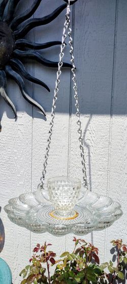 💙🐦VINTAGE DEVILED EGGS HANGING BIRD FEEDER WITH WATER BIRD BATH CUP 💙🐦