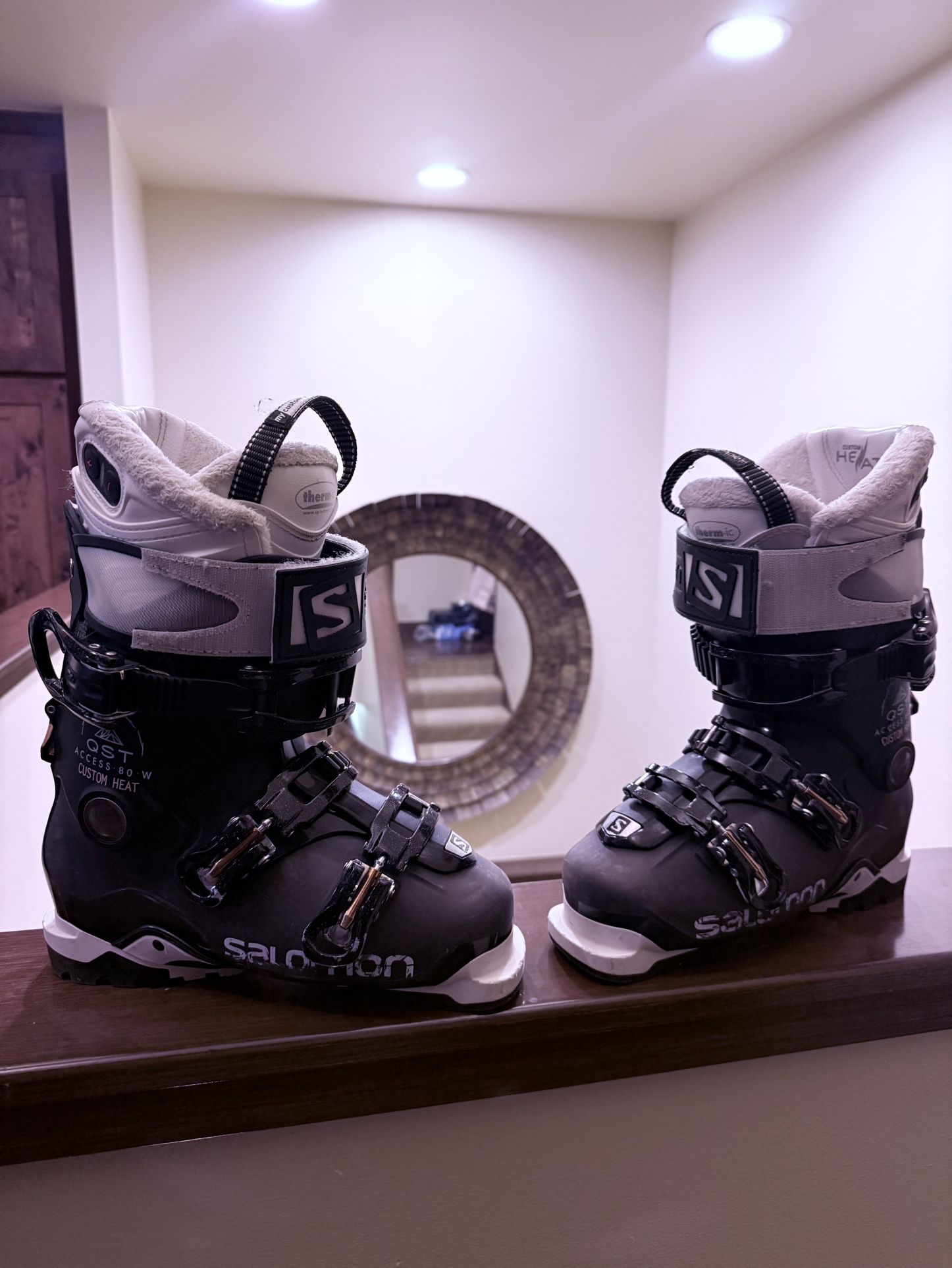 Salomon Ski Boots With Heat