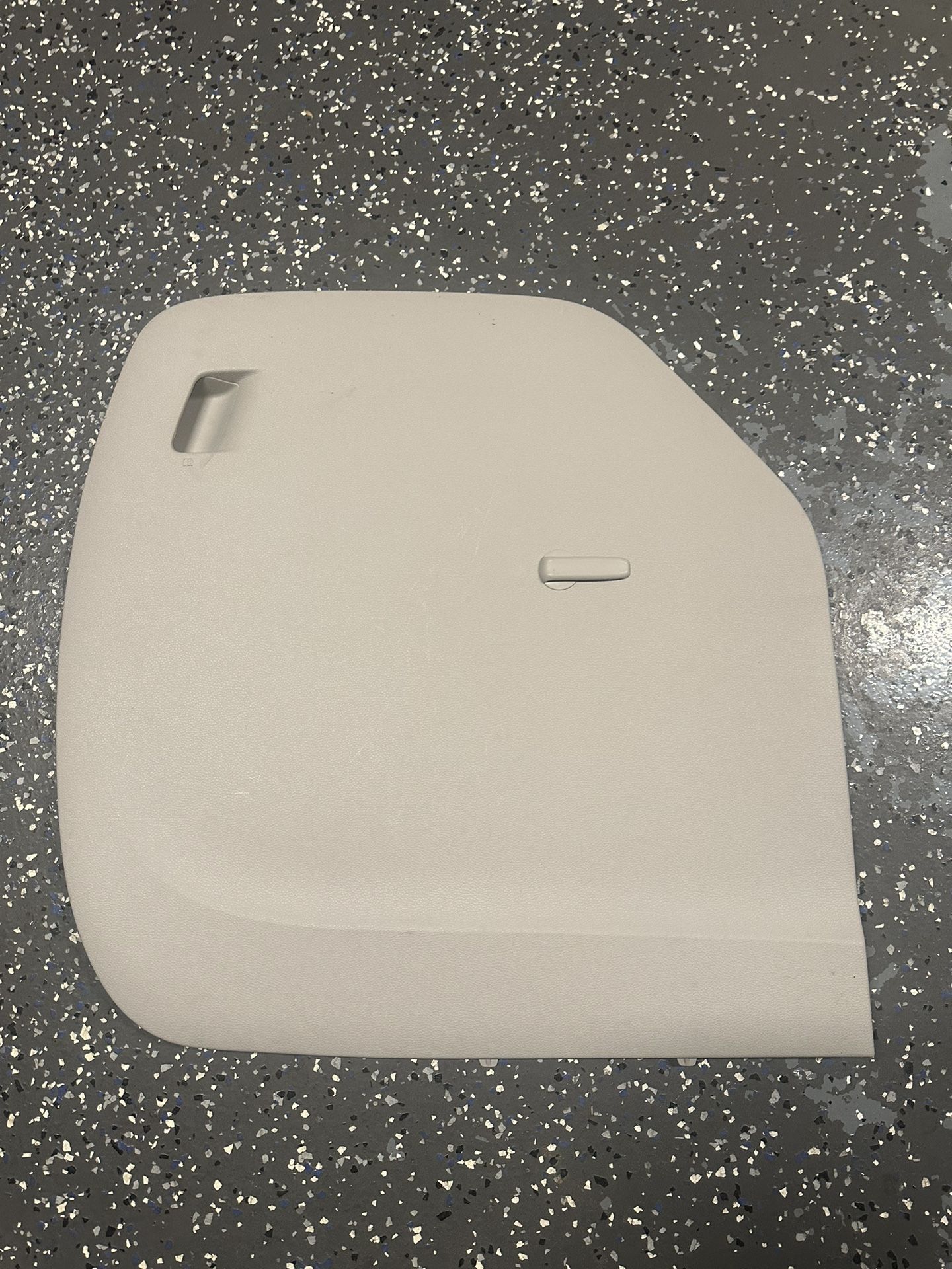 2017-2024 Chrysler Pacifica Spare Tire Cover