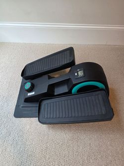 Cubii Jr. Seated Under-Desk Elliptical (Model F3A2) - Great Condition