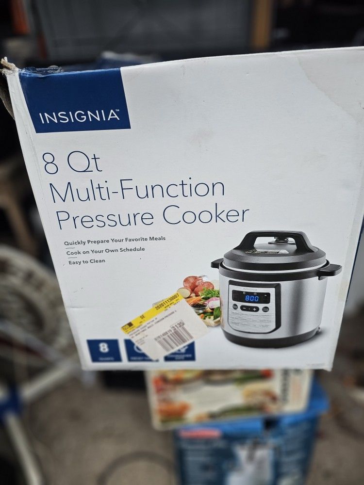 Price Is Firm.. 8 Quart Multifunction Pressure Cooker