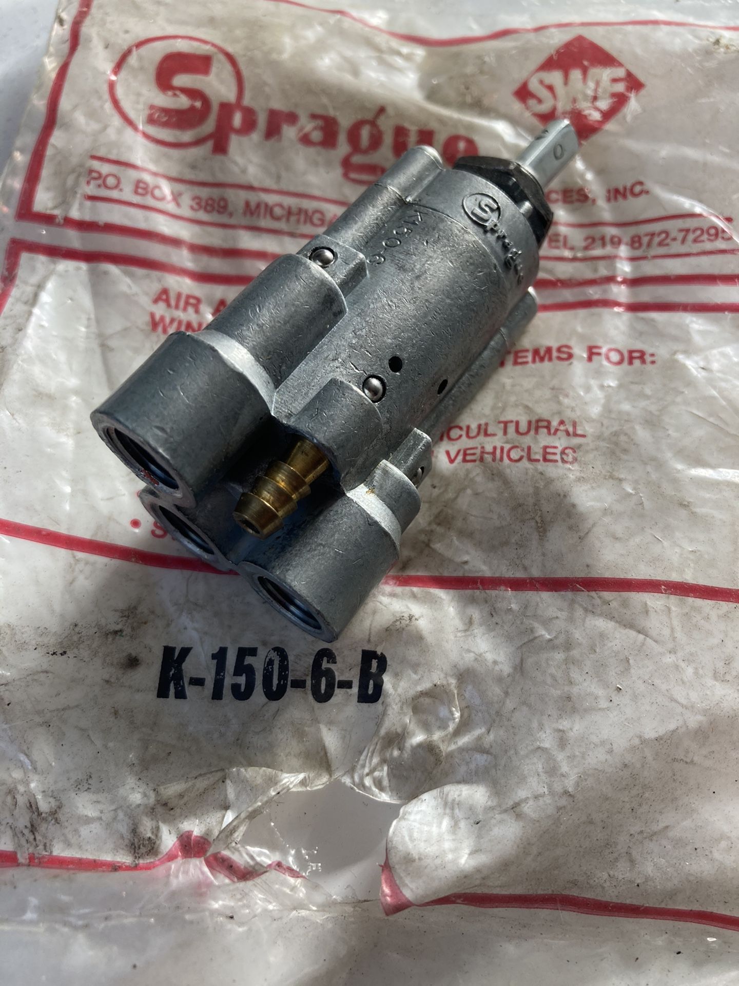 Sprague Side Port Air Control Valve for Air Wiper K-150-6-B