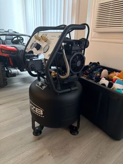 Air compressor 8 gal