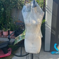 Mannequin 