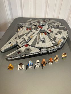 LEGO 75257 Star Wars Episode 9 Millennium Falcon