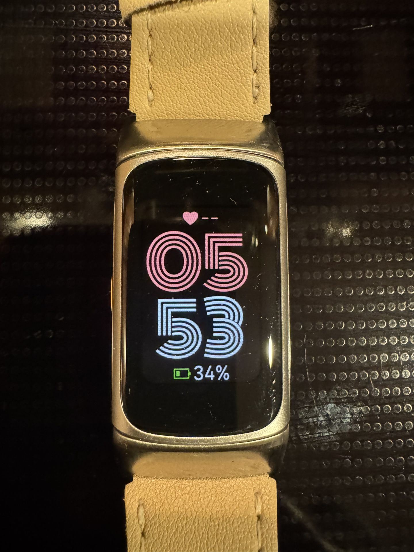 Fit Bit Charge 6 Fitness Tracker with Google apps