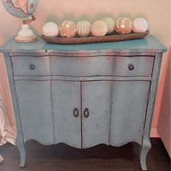 Accent Table 
