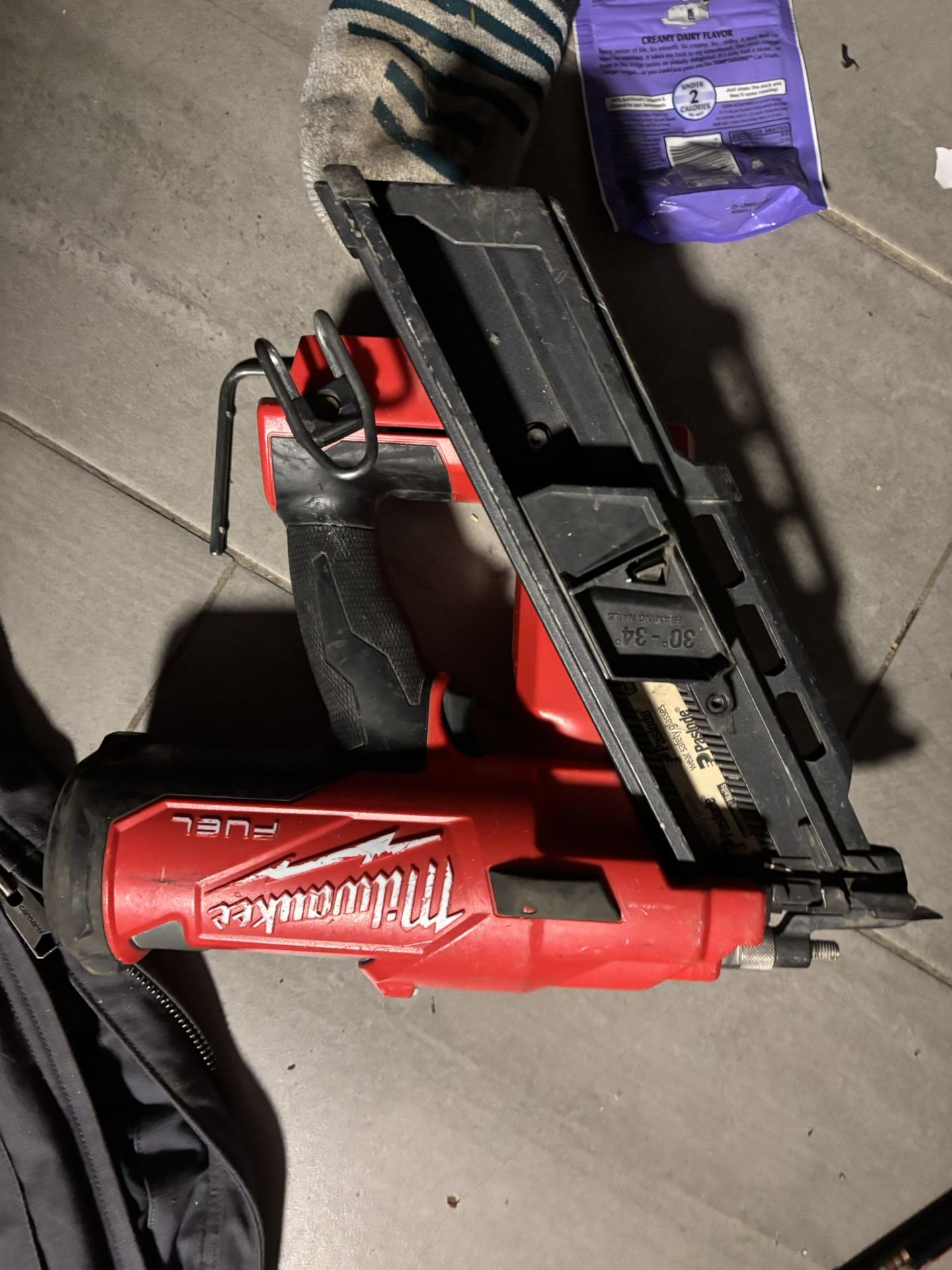milwaukee m18 30 defeee framing nailer