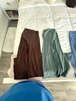 OFFLINE by Aerie Work out pants small women