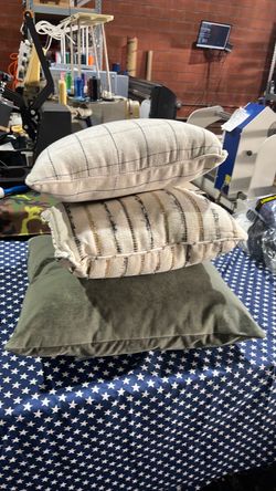 Free tree pillows