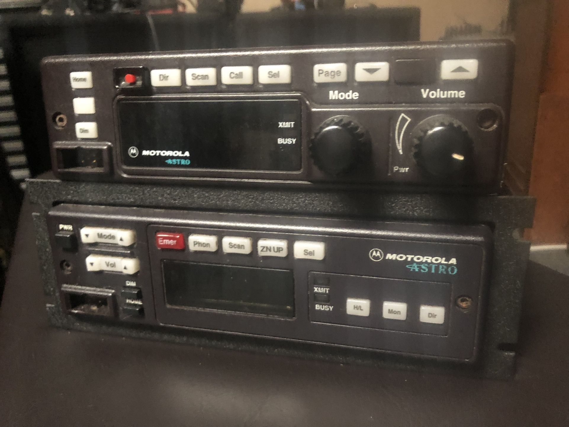 2 Motorola Astro Spectra Radios Set Up For Police/ Fire