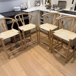 Set of Wishbone Counter Stools (4)