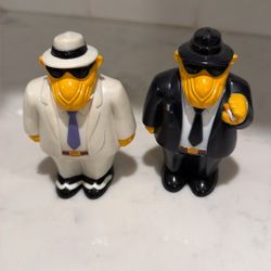 Joe cool Salt And Pepper Shakers