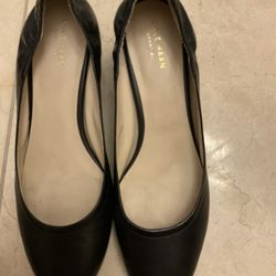 Cole Haan Black Solid Block Heel Heels Women 9.5