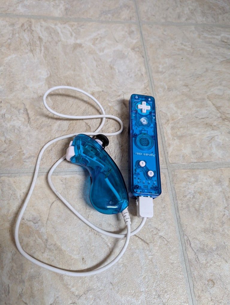 Nintendo Wii Aftermarket Controller And Nunchuck