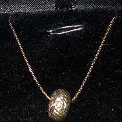 10k Gold Bead Pendant Necklace 
