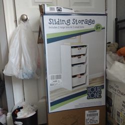 Sliding Storage