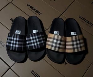 BURBERRY Slides SIZES 8-12 black and normal