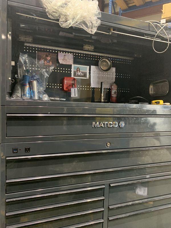 Matco 4s tool box with hutch and extra drawer for Sale in Hillsboro, OR