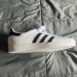 Adidas Superstars
