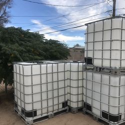 Clean Water Totes 280 Gals 75 Dollars 