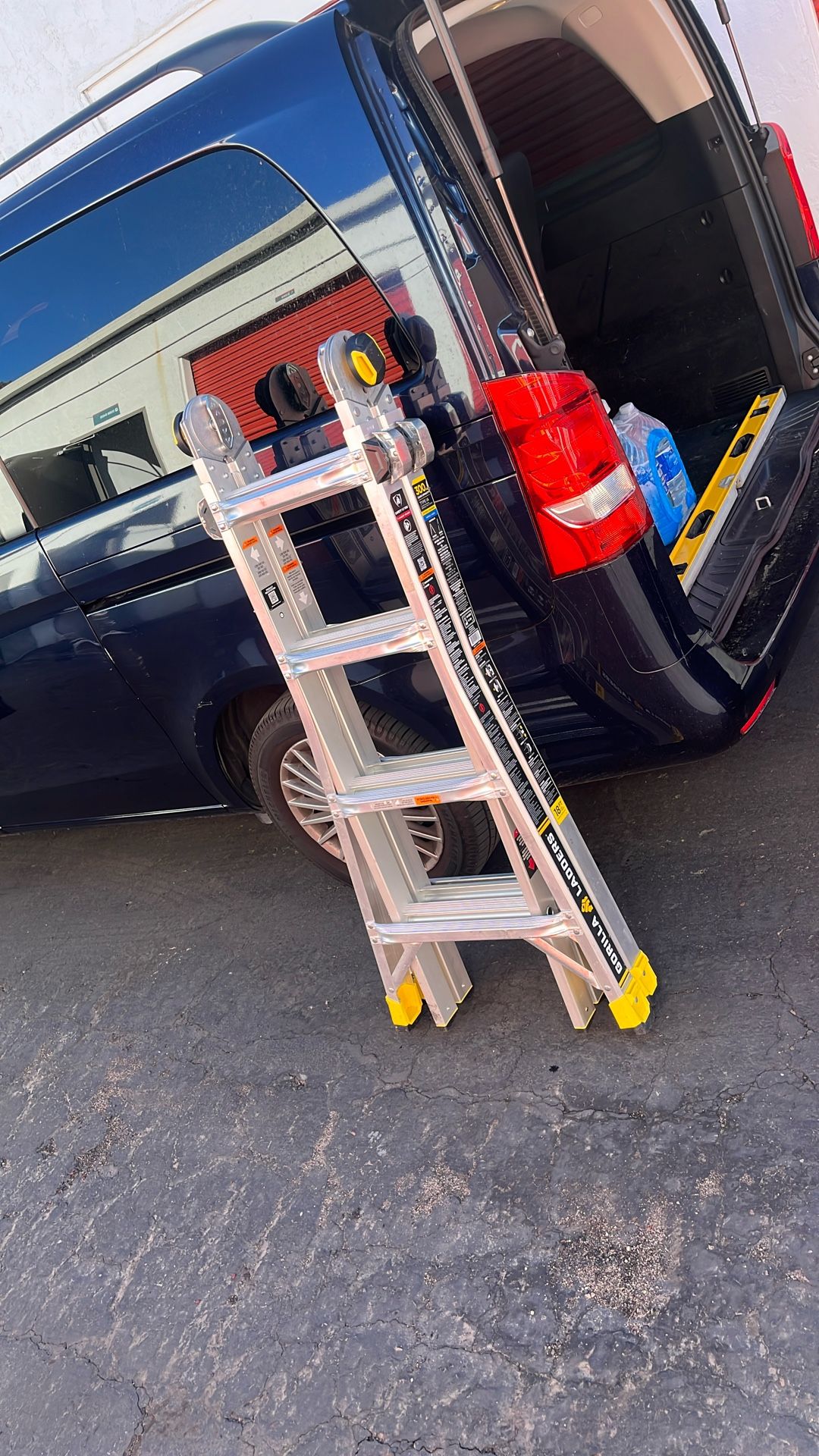 Gorilla 18 foot ladder