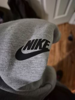Nike tech pants size M