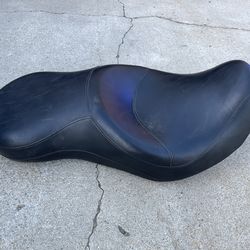06-17 Harley Davidson Dyna Sundowners Seat