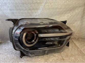 2021-2022-2023-2024 Ford Bronco SPORT LED Headlight Right Passenger side OEM