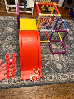 Fisher-Price Climbing Jungle Gym Play Set with Toss Game