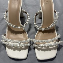 A New Day Pearl Heels 8.5
