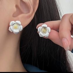 925 Sterling Silver Floral Flower Studs Earrings Gift