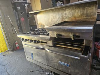 Royal Commercial Gas Range, 6 Burners, Raised Griddle, 2 Ovens