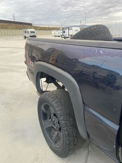 Chevrolet Silverado Z71 Off-Road Pickup Truck