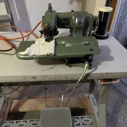 Blind Stitch Sewing Machine 