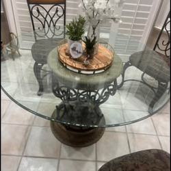 DINETTE TABLE  AND   4 UPHOLSTERED CHAIRS !! Awesome STONE BASE!!
