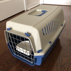 Small Pet Carrier/Crate
