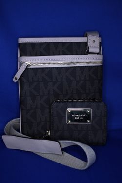 Michael Kors Bedford Signature Flat Crossbody & Wallet