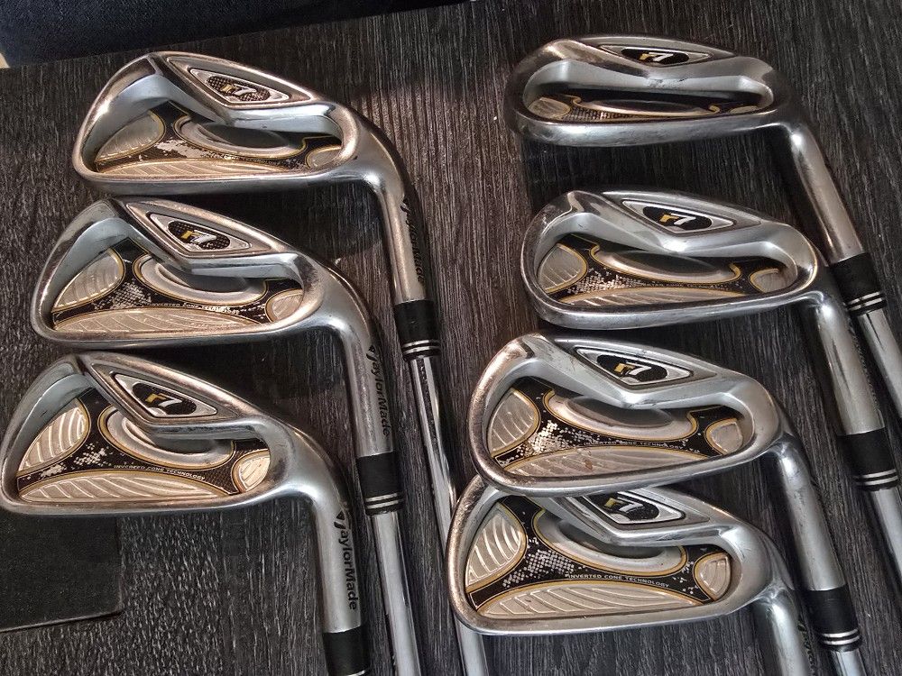 Taylormade R7 iron Set 4-PW Regular Flex +1/2 Inch 