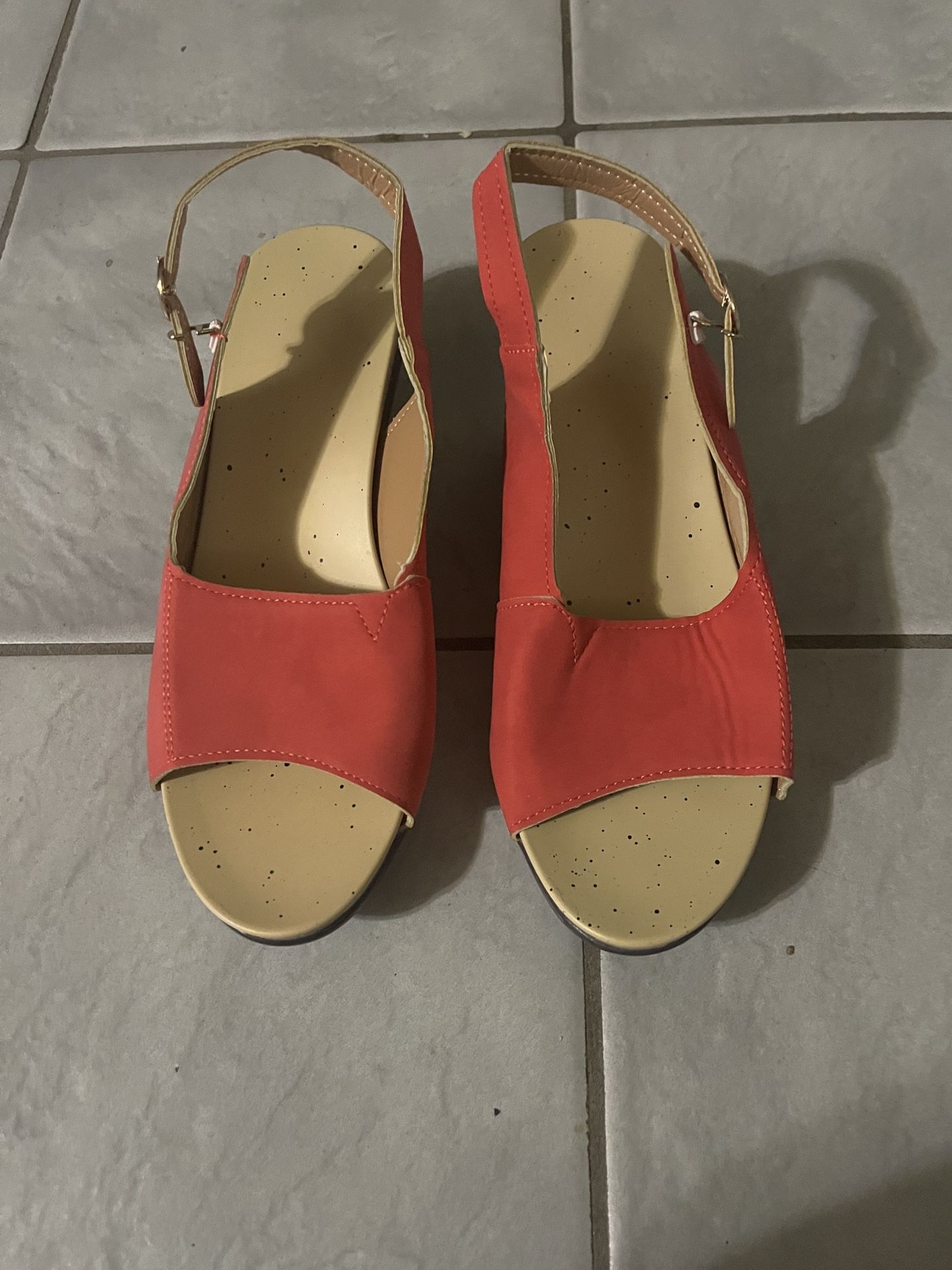 ABCDEF pink Open-Toe Sandals (New) size 8.5