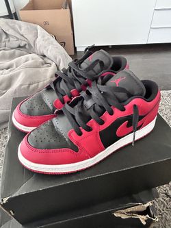 Jordan 1 Low  Size 6.5y