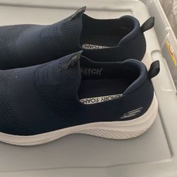Men’s Sketchers Size 10  Never Used 